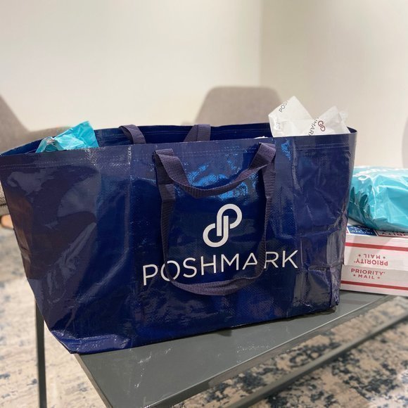 Oversized Double Handle Tote - Picture 3 of 11